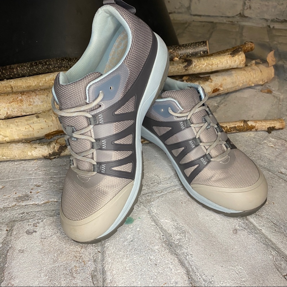 Dansko Phylicia Women’s Size 39/8.5 Grey Walking Shoe